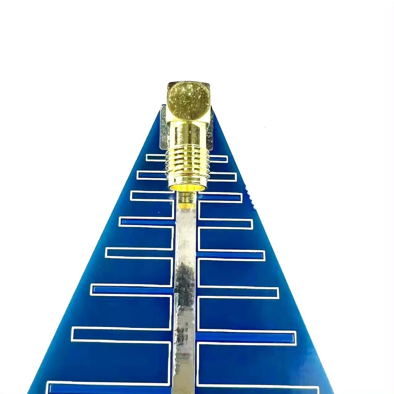 Hochleistungs-Ultra Breitband-Breitband-Bluetooth-Richtungsprotokoll Periodisch 800M-6G UWB-WLAN-Antennenbrett