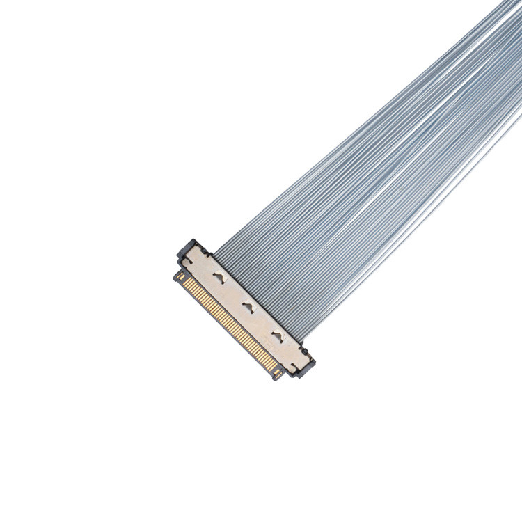 Mikrokoaxialkabelanwendung mit KEL XSL20-48S 0,25 mm Abstand, 44AWG und 46AWG