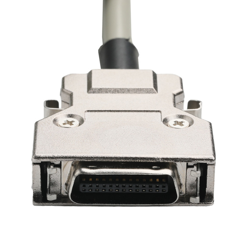 Hd D-Sub zu Mdr Steckverbinder Kabel 14p*28 Awg Od 7.0mm Beige PVC Jack